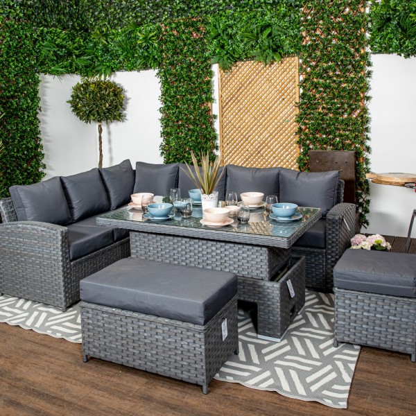 托斯卡纳-灰色藤沙发休闲餐厅设置高支持与上升的餐桌,板凳,凳子和缓冲